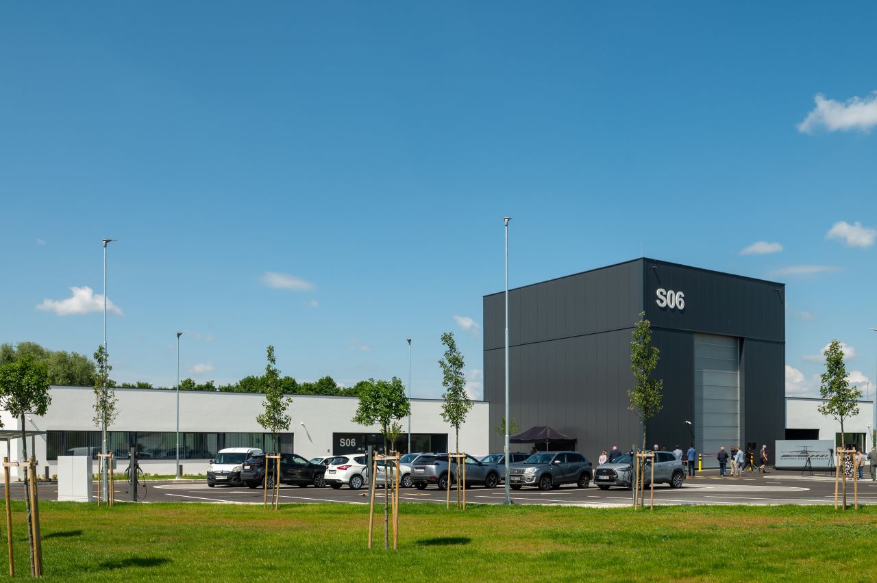 Átadták az SAC új C-17 Légi Személyzet Kiképző Rendszer (Szimulátor) Épületét